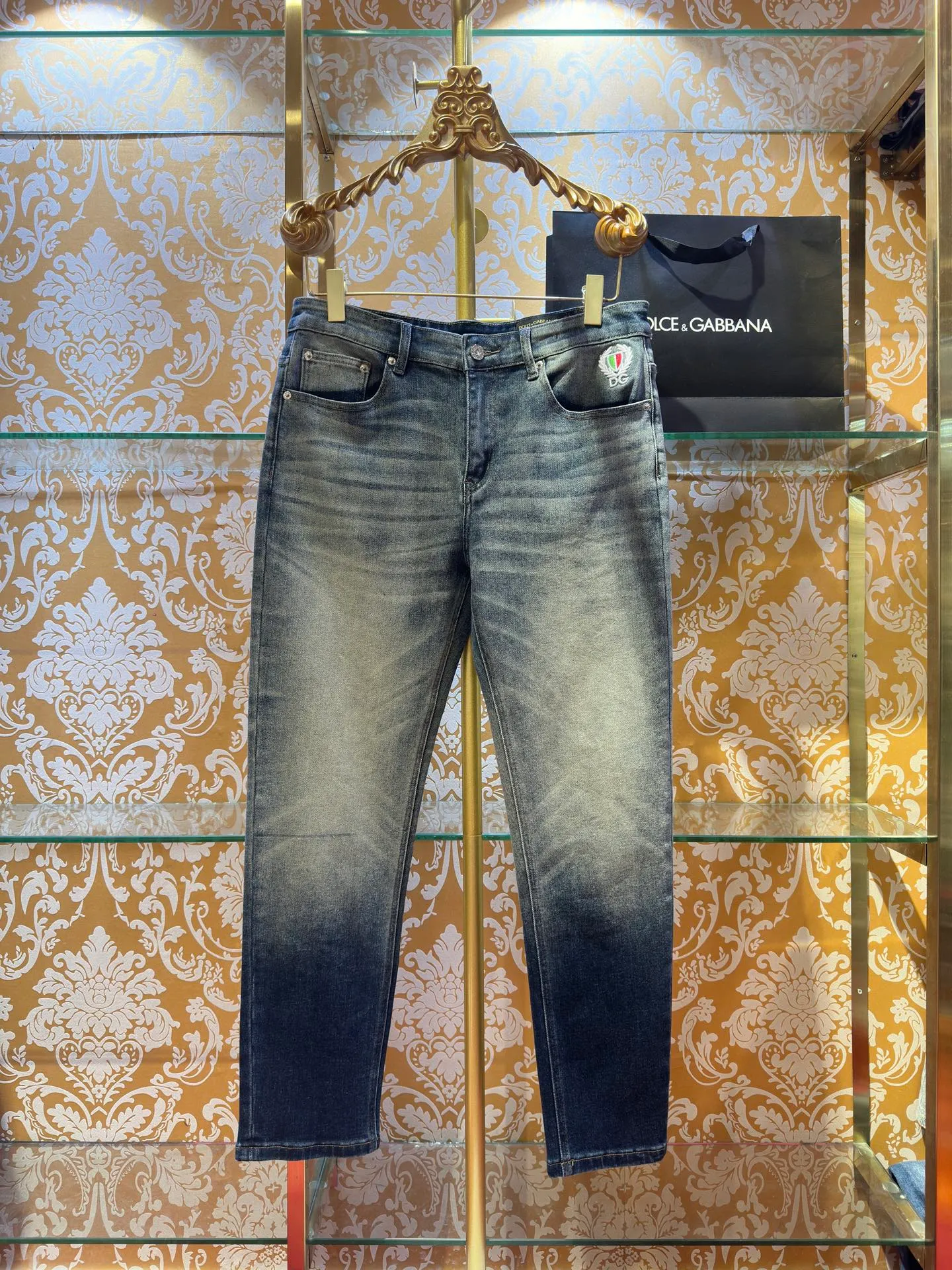 𝘿𝙊𝙇𝘾𝙀 & 𝙂𝘼𝘽𝘽𝘼𝙉𝘼 2026New Arrival Blue DG 🪡 :Blue Sizes:30-38